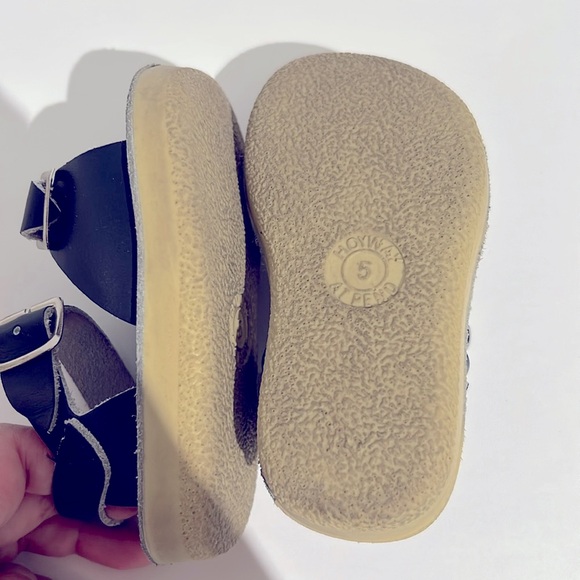 Salt water blue surfer sandals (size 5) - Picture 4 of 6